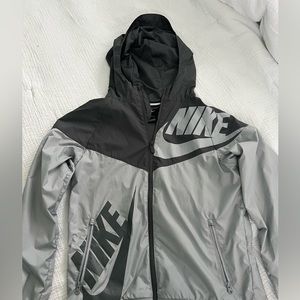 NIKE WINDBREAKER